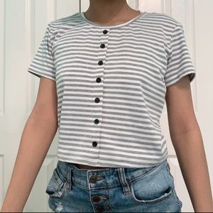 grey button down tee